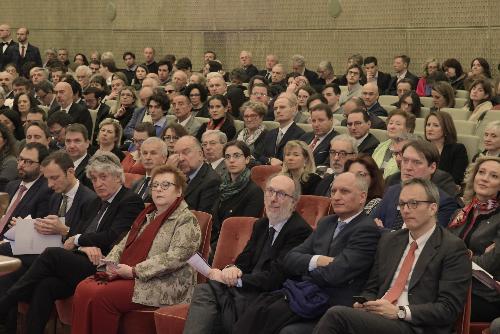 In prima fila nell'Aula magna dell'ateneo giuliano anche il il vicegovernatore con delega alla Salute Riccardo Riccardi.